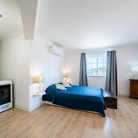 Lagos Suite Apartament *