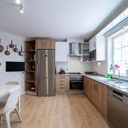 Lagos Suite Apartmán *